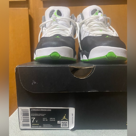 JORDAN 6 (GS) WHITE/ GREEN STIKE BLACK - Picture 9 of 9